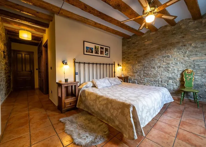 Casa Cruz - Auto Check-in (adults Only) Hotel Boltaña